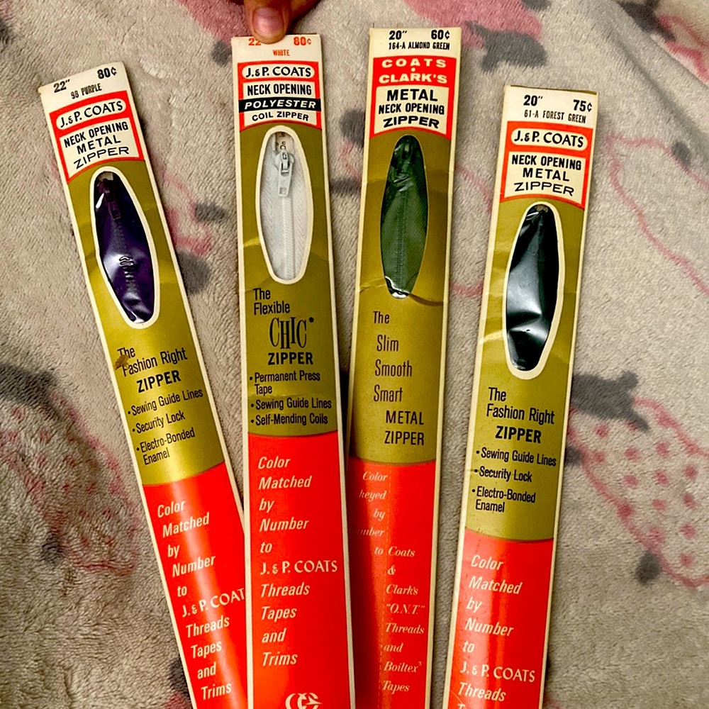 Original vintage zippers from the 60s and 70s. 20 and 22 inch
